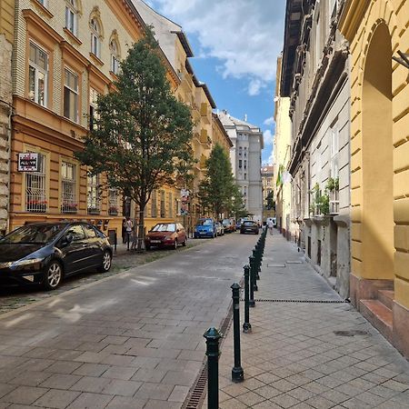 Maria Topfive With Free Private Parking Apartment Budapesta Exterior foto