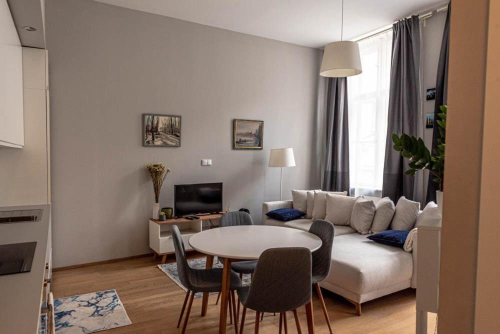 Maria Topfive With Free Private Parking Apartment Budapesta Exterior foto